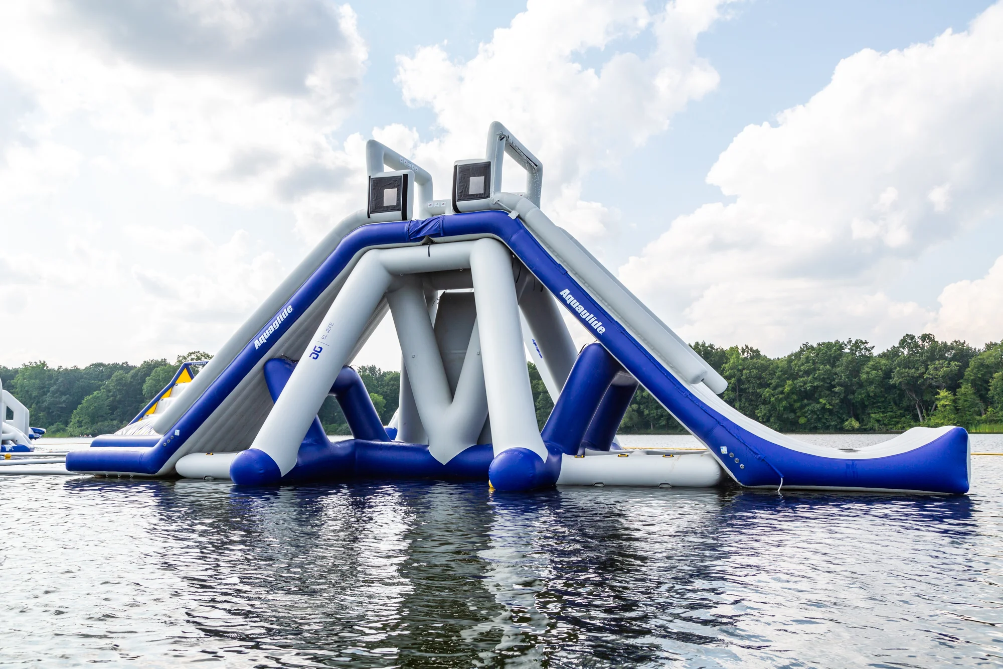 Aquaglide El Jefe Inflatable Water Park - Image 21
