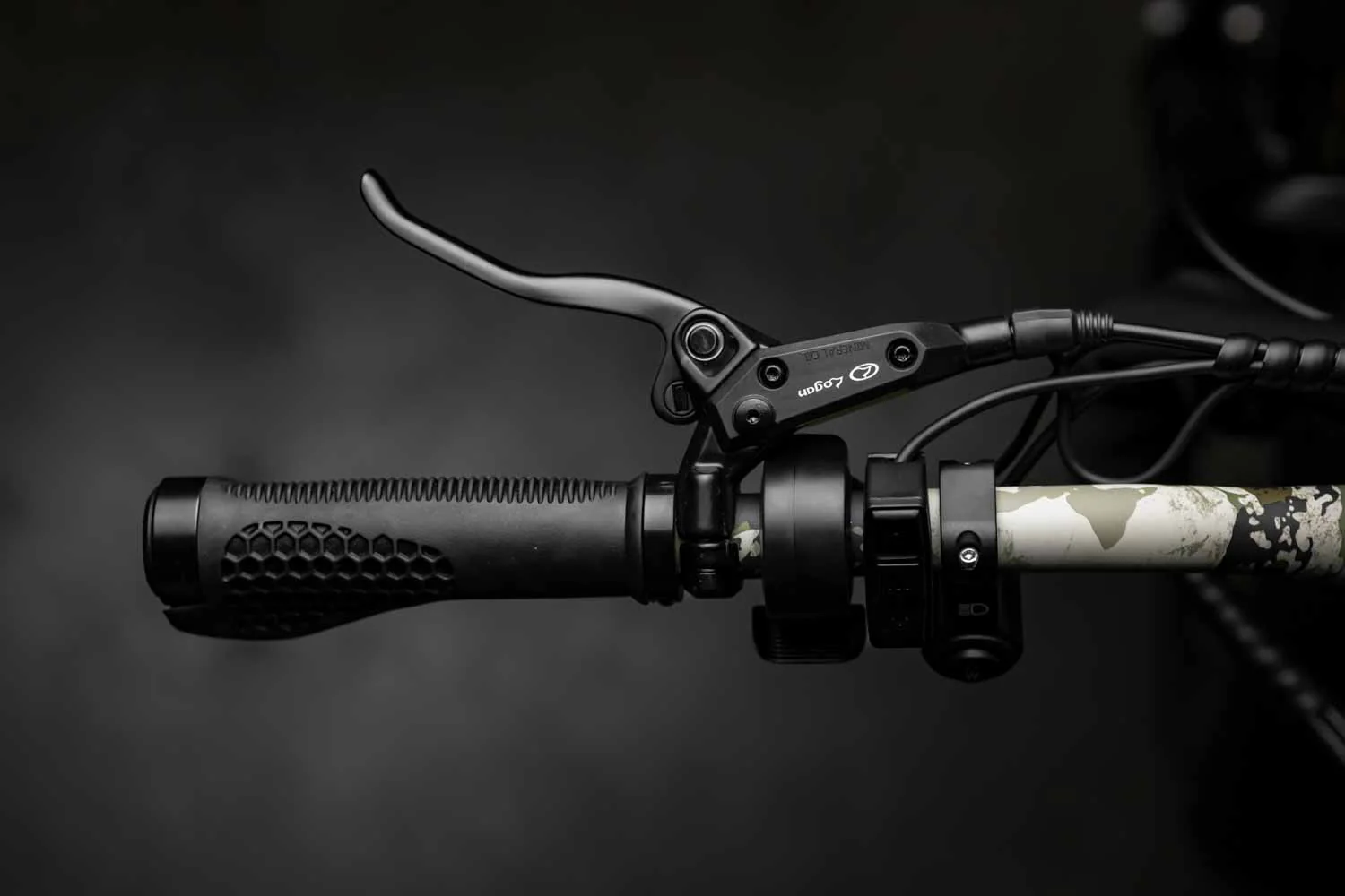 Rambo Bikes Hellcat 2.0 - 1000W AWD Full Suspension Electric Hunting Bike - Image 37
