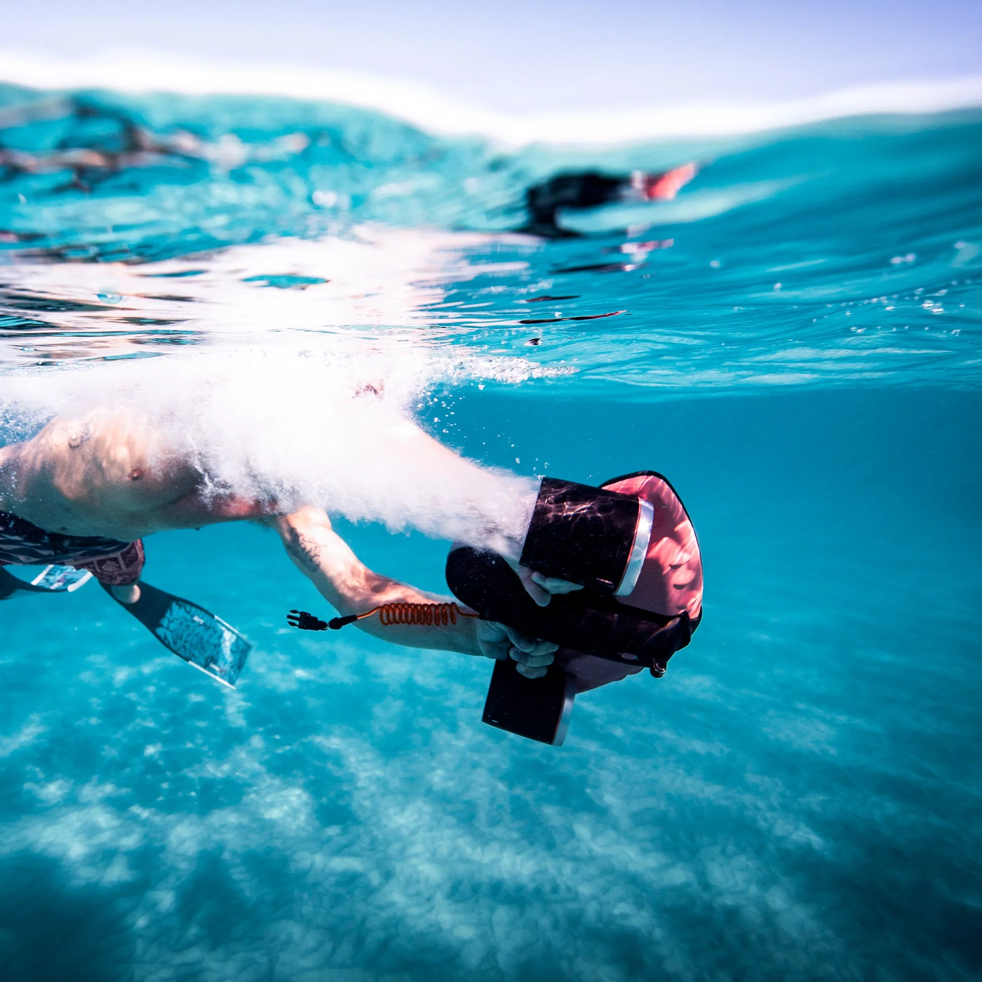 Sublue Navbow Underwater Scooter – Professional Diving Propulsion Device - Image 16