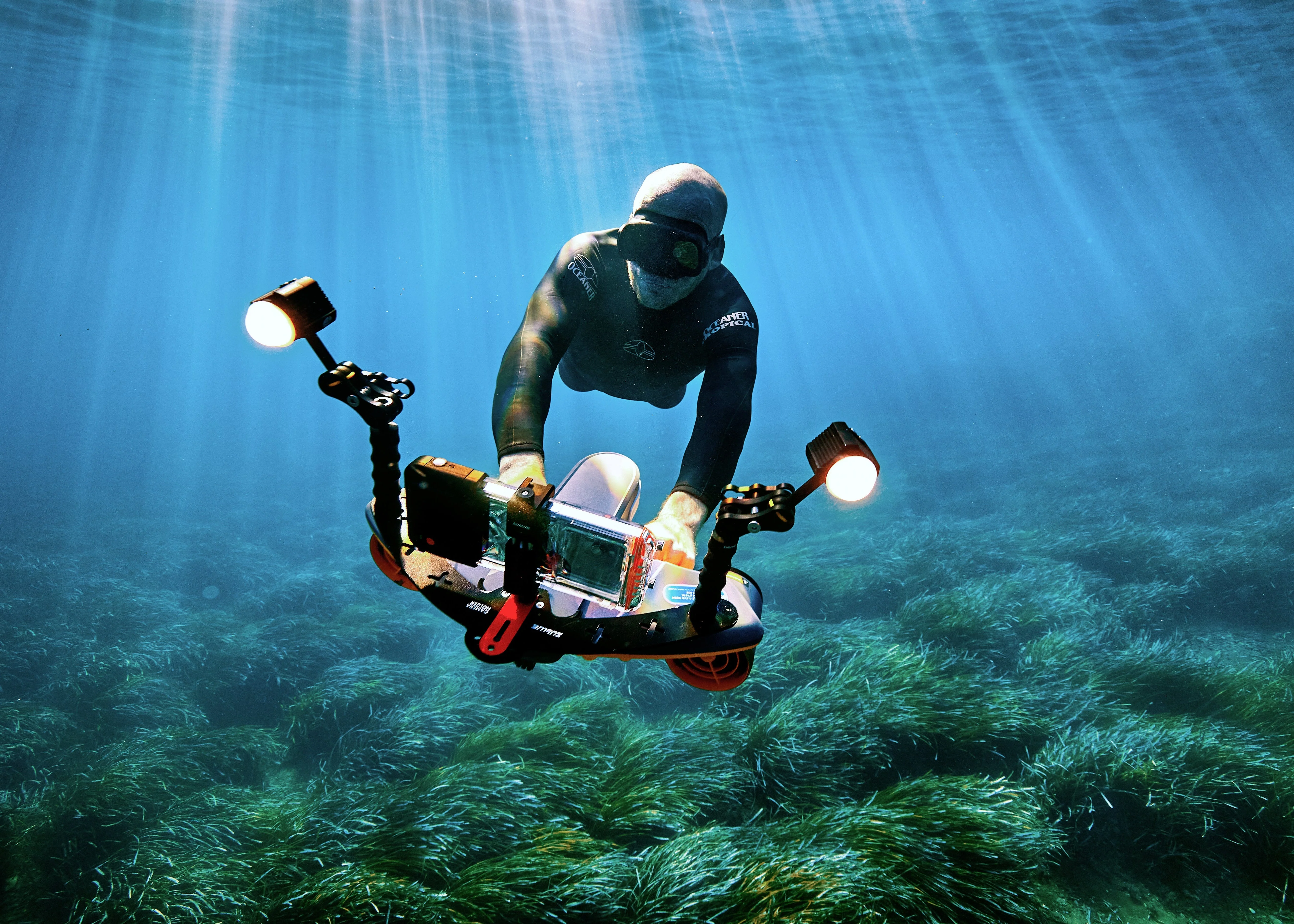 Sublue Navbow Underwater Scooter – Professional Diving Propulsion Device - Image 24