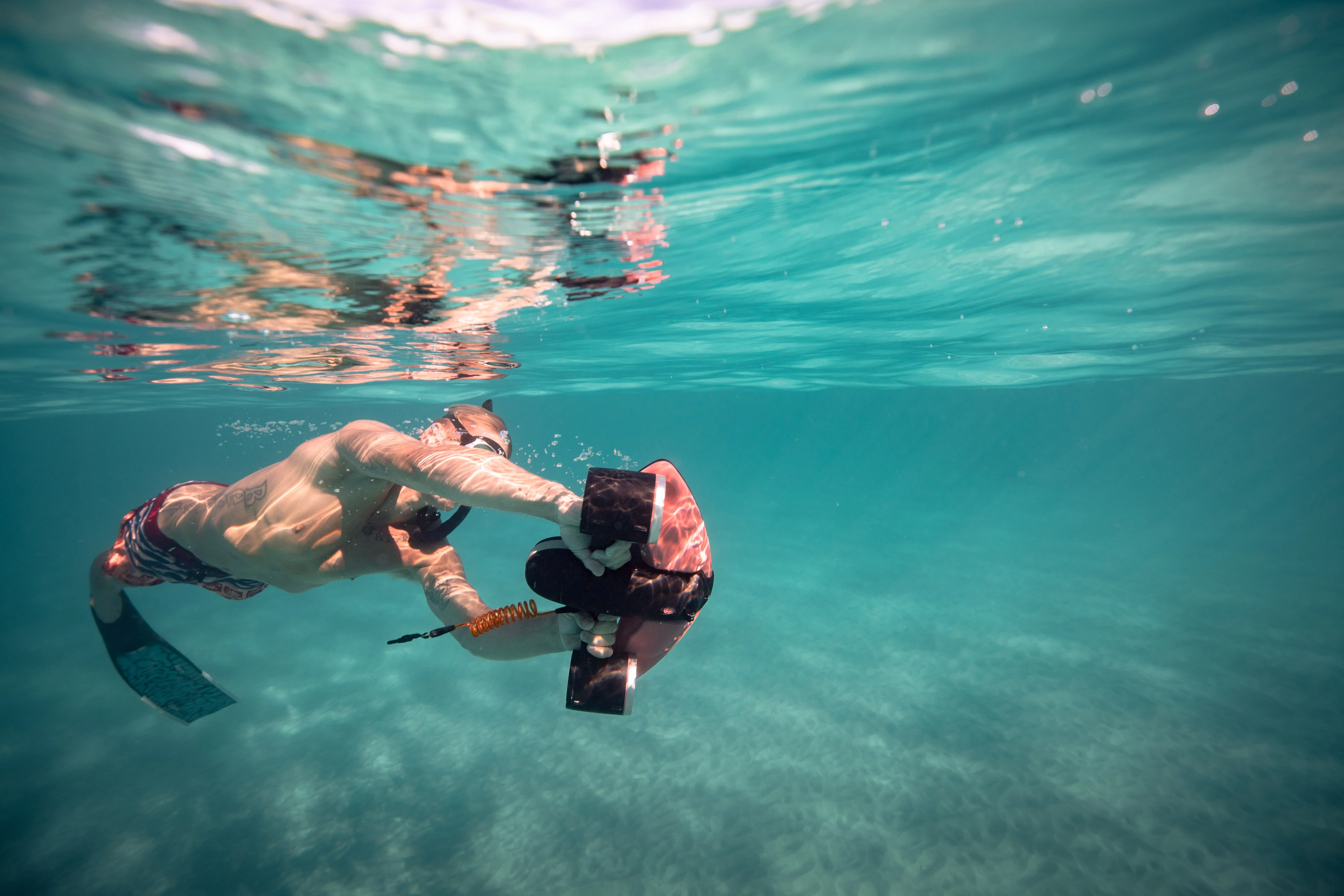 Sublue Navbow Underwater Scooter – Professional Diving Propulsion Device - Image 6