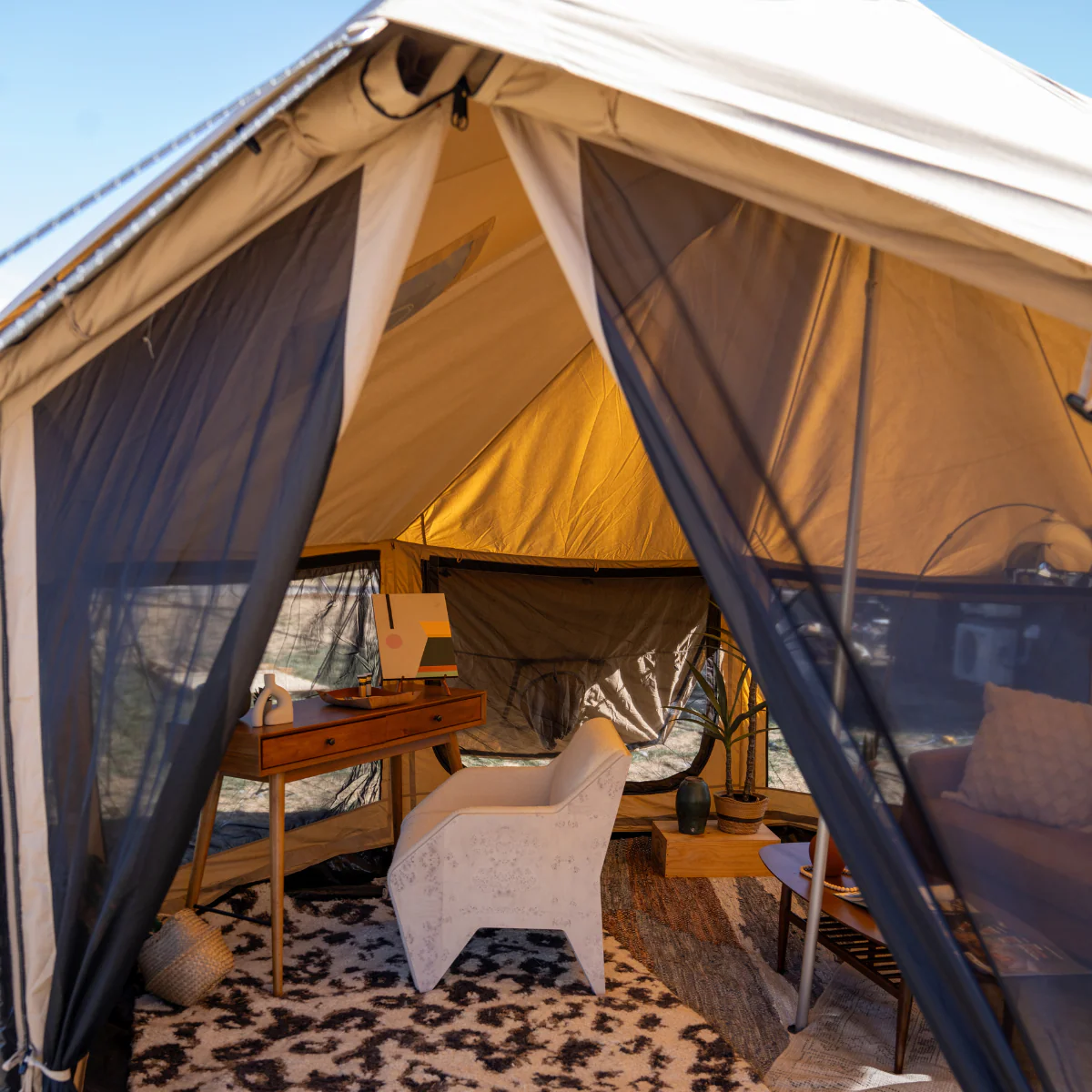 WhiteDuck Outdoors 18' Altimus Bell Tent | 4-Season Luxury Camping Tent - Image 14