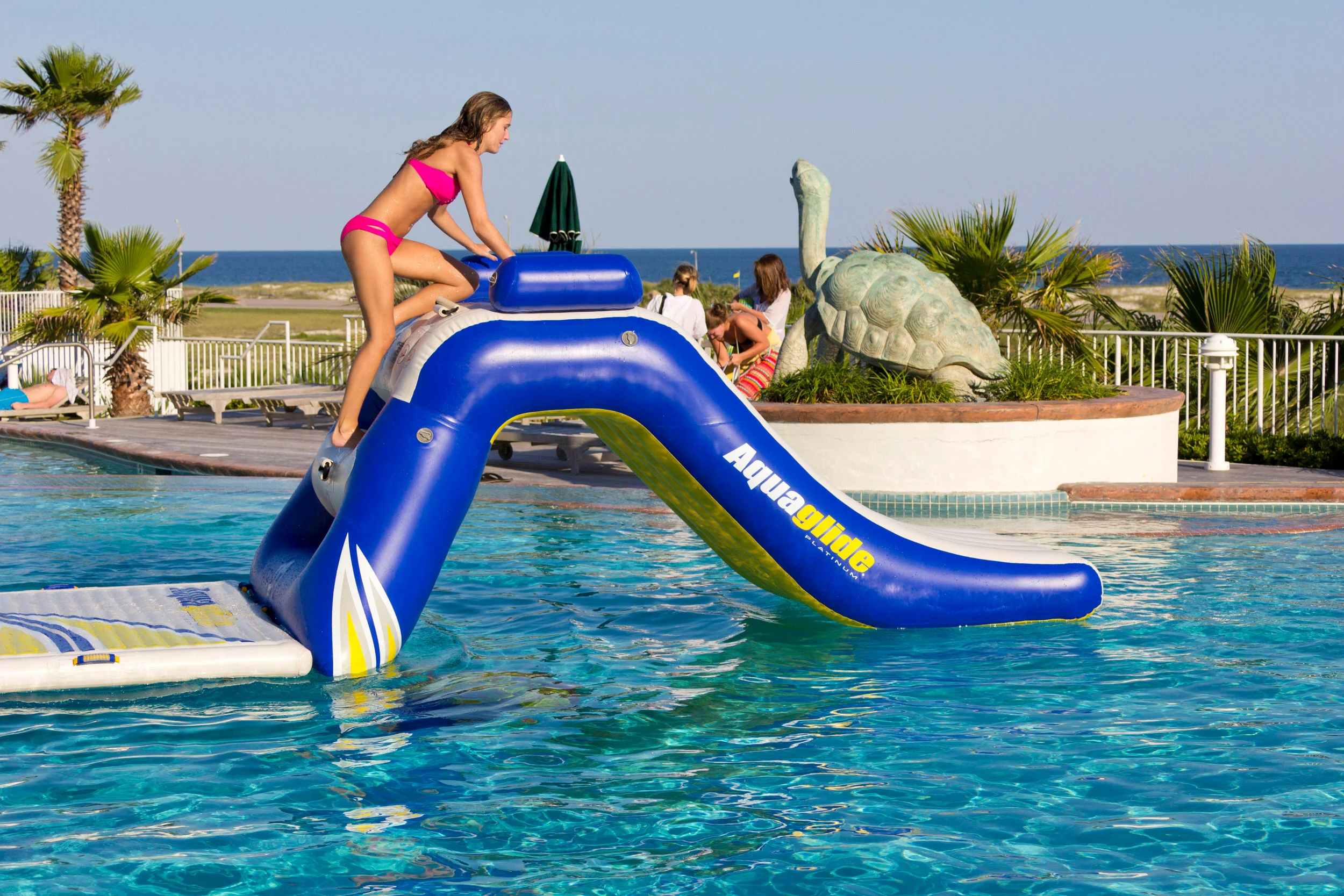 Aquaglide Zulu Inflatable Waterslide - Image 4